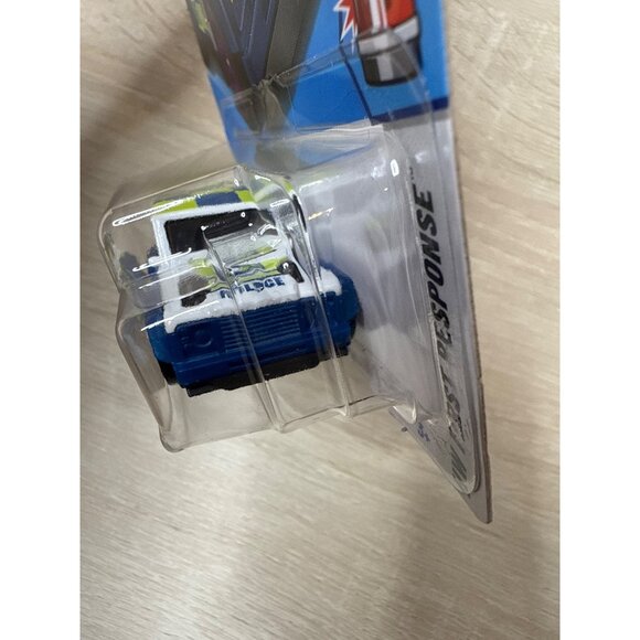 Hot Wheels Drift Ender HW First Response 2025 Blue SUV 1:64 Diecast - Picture 6 of 7